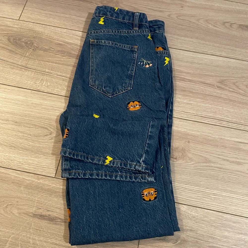 Mai Accents Jeans - Picture 3 of 5